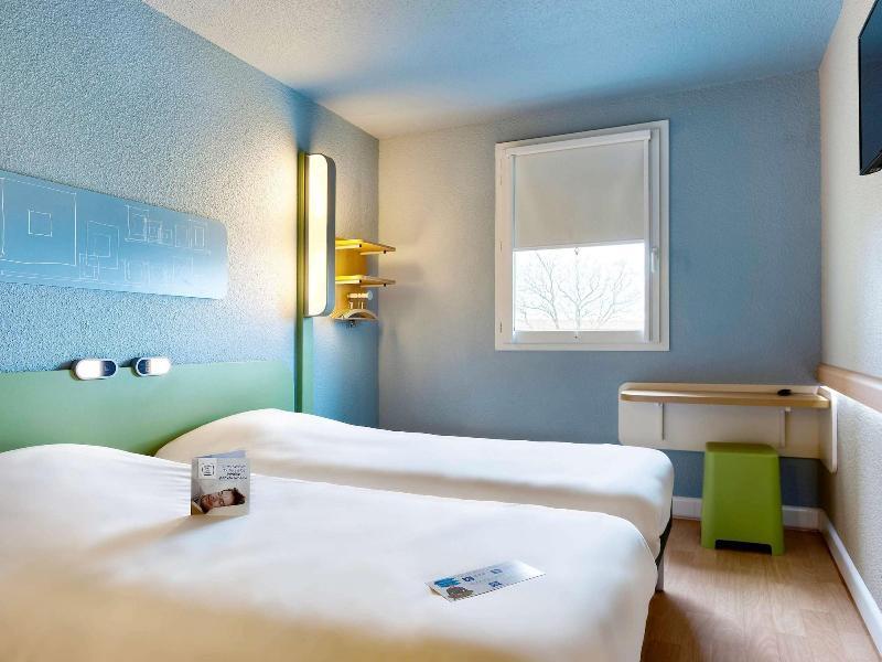 Ibis Budget La Roche Sur Yon Vendespace Mouilleron-le-Captif ภายนอก รูปภาพ