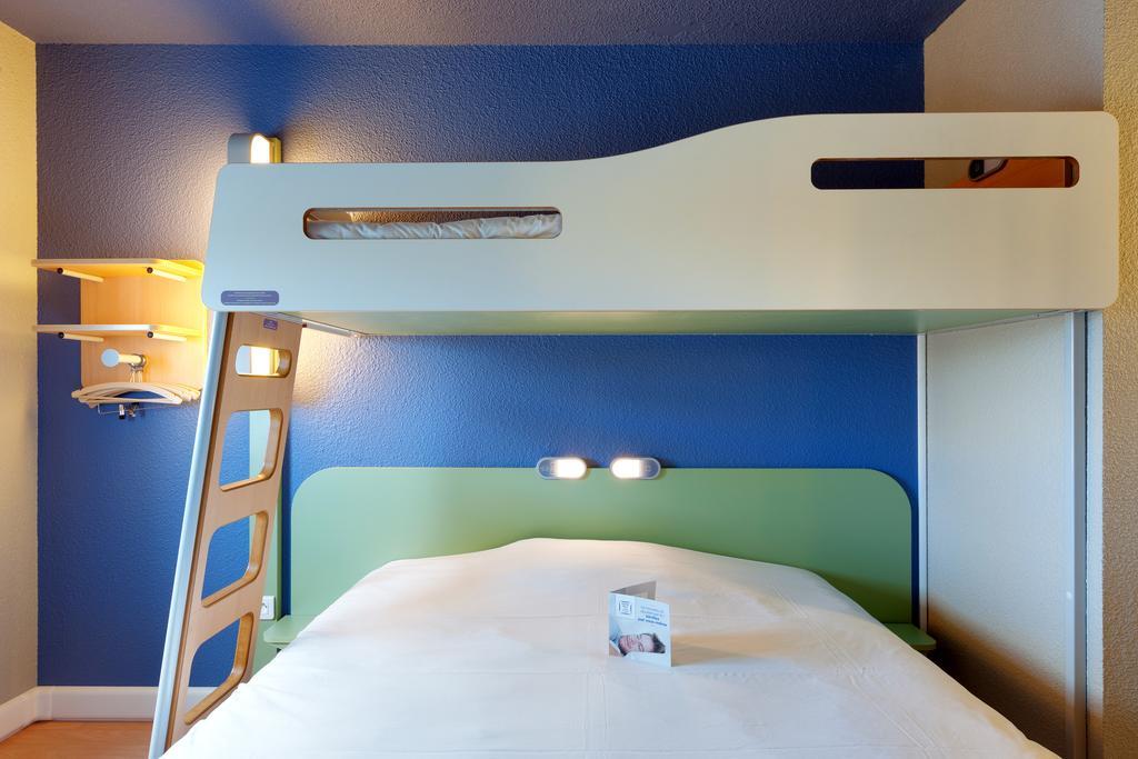 Ibis Budget La Roche Sur Yon Vendespace Mouilleron-le-Captif ภายนอก รูปภาพ