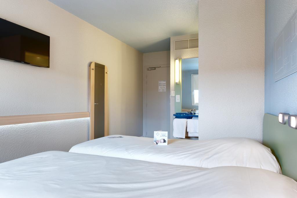 Ibis Budget La Roche Sur Yon Vendespace Mouilleron-le-Captif ภายนอก รูปภาพ